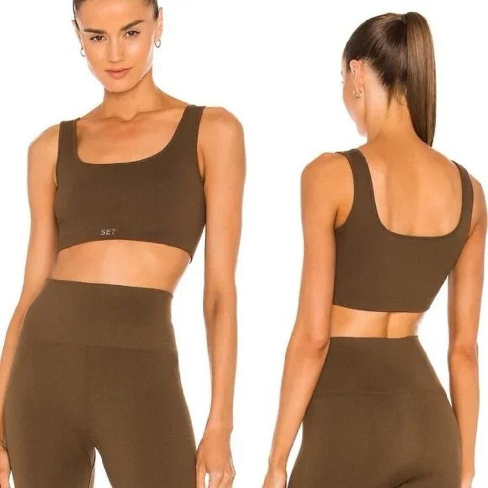 SET ACTIVE 2 Piece Set - Box Cut Sports Bra and Sculptflex Leggings